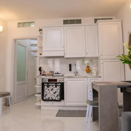 Appartamento Elegante In Centro S'apposentu De Iaia Shardan-apartments Iglesias